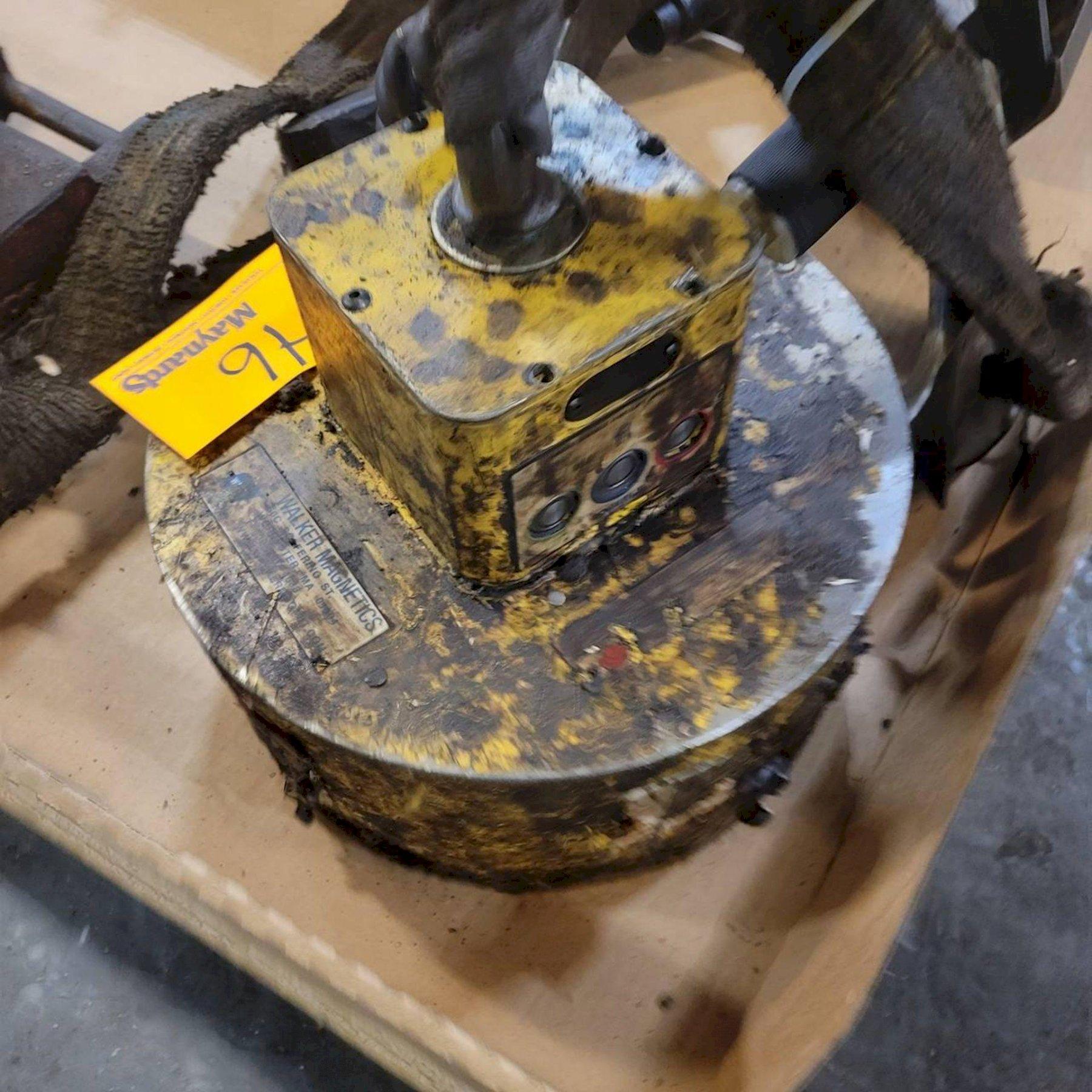 WALKER Lifting Machine Hub