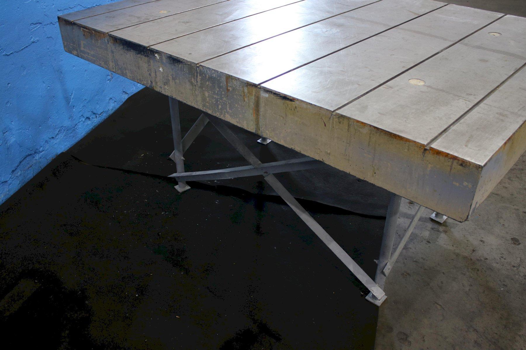 PORTAGE - Tables, Floor & Layout Plates | Machine Hub