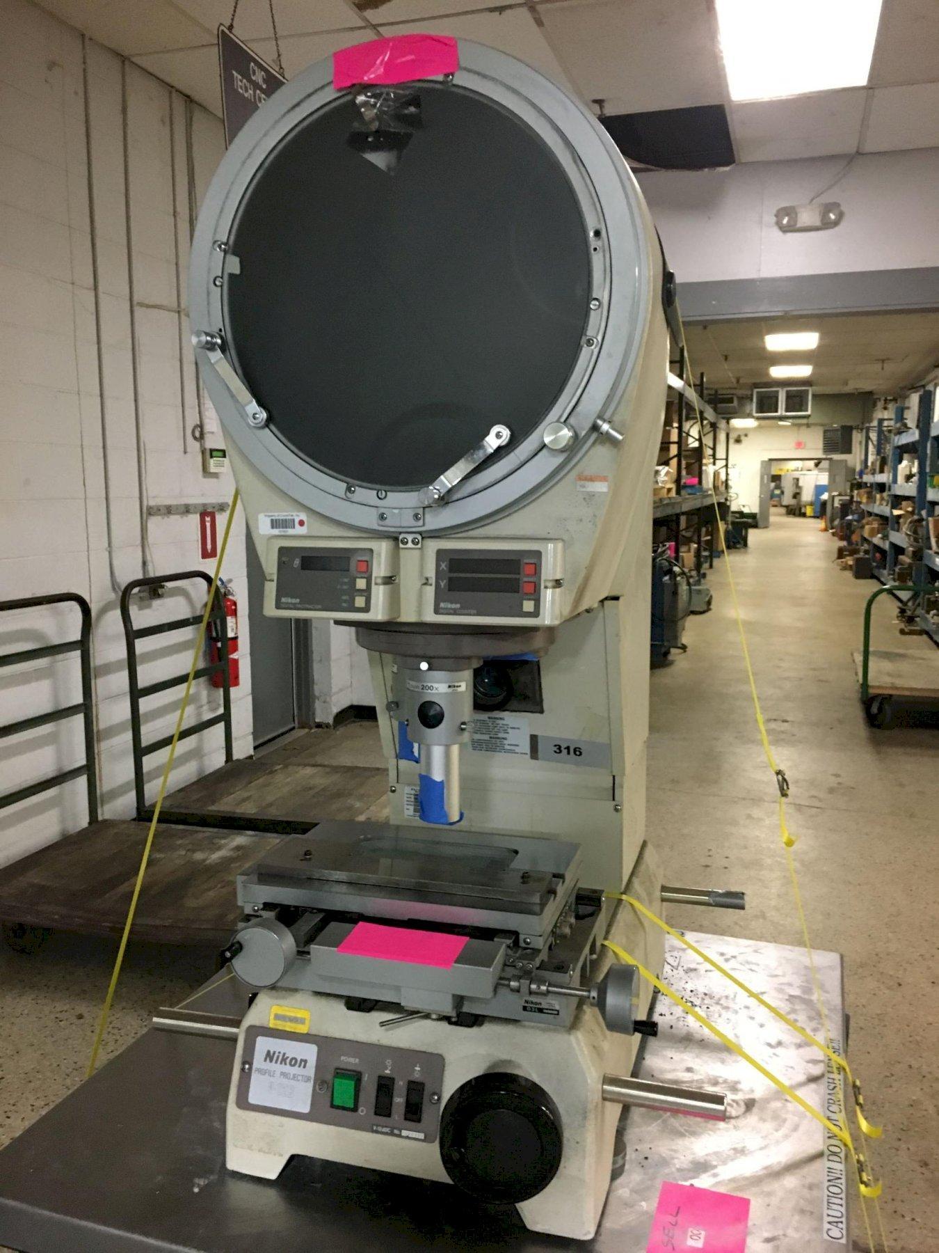 12″ NIKON Model V12BDC Bench Top Vertical Beam Optical Comparator, S/N