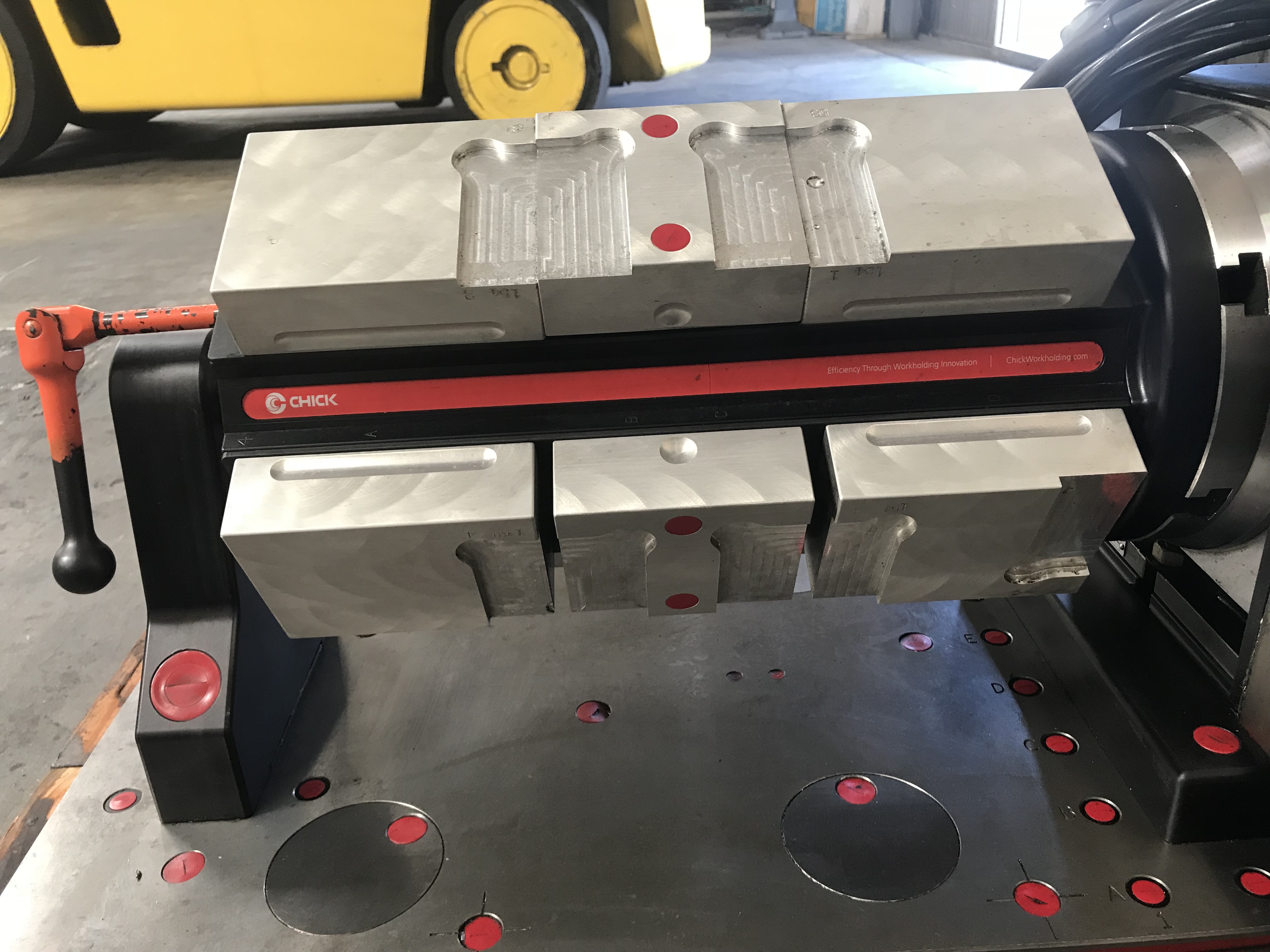 Haas HRT210 Rotary Table with Chick 5ML 104041 MultiLok Indexable