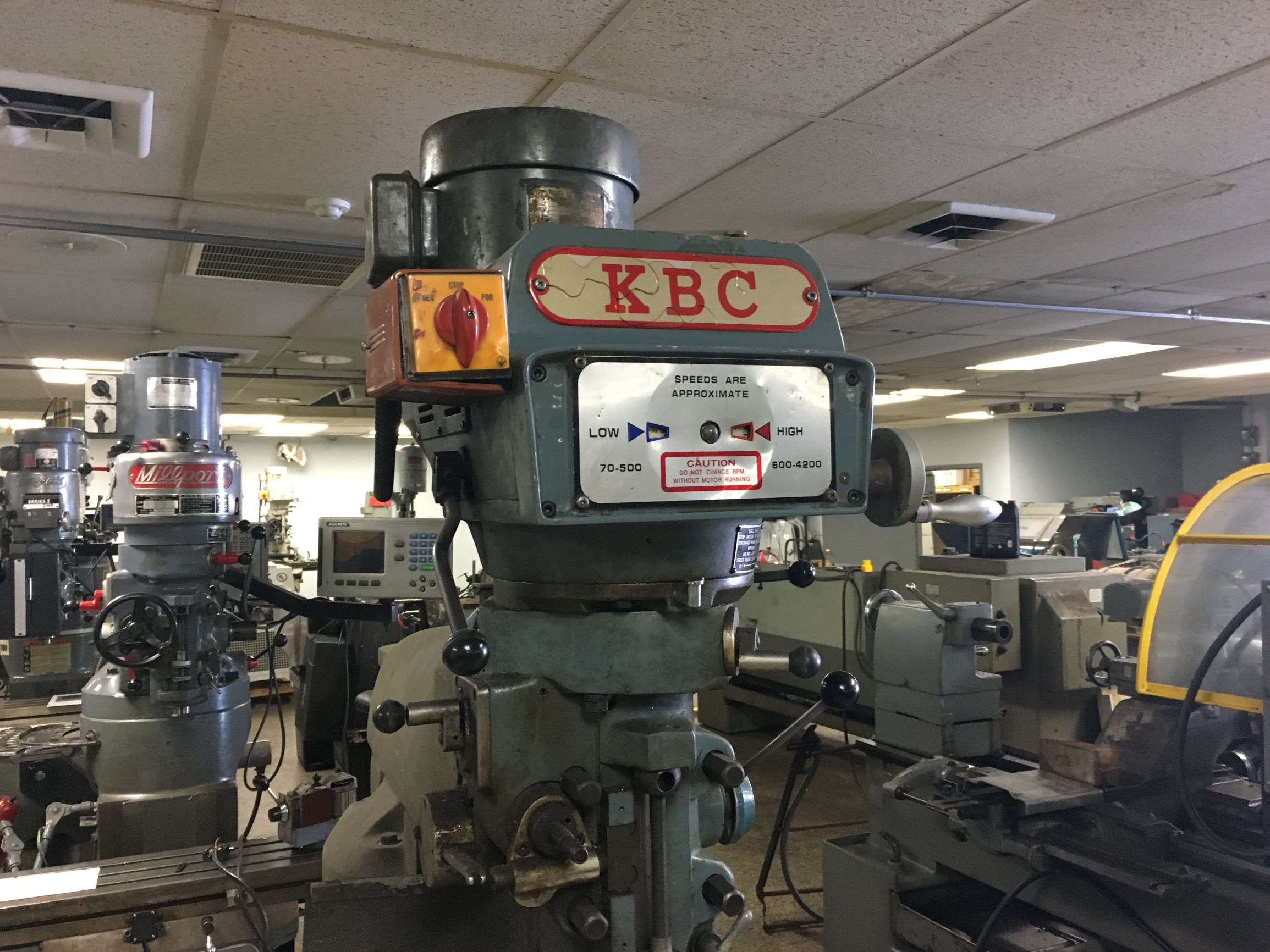 KBC Model TUM1VS Vertical Milling Machine, S/N 0977 for parts AMC