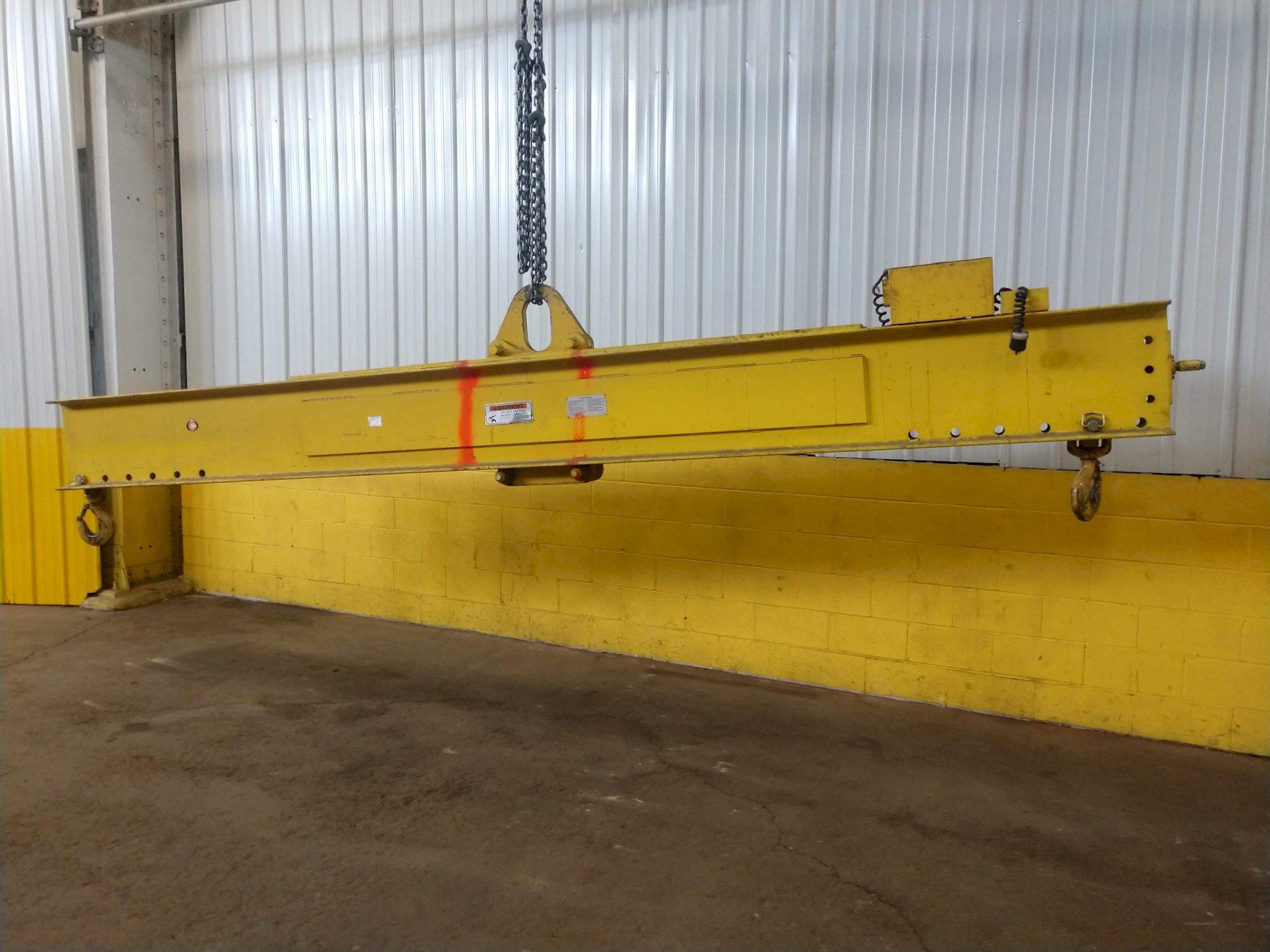 40,000 LB X 16′ CALDWELL MODEL 262016 SPREADER BEAM WITH ELECTRIC