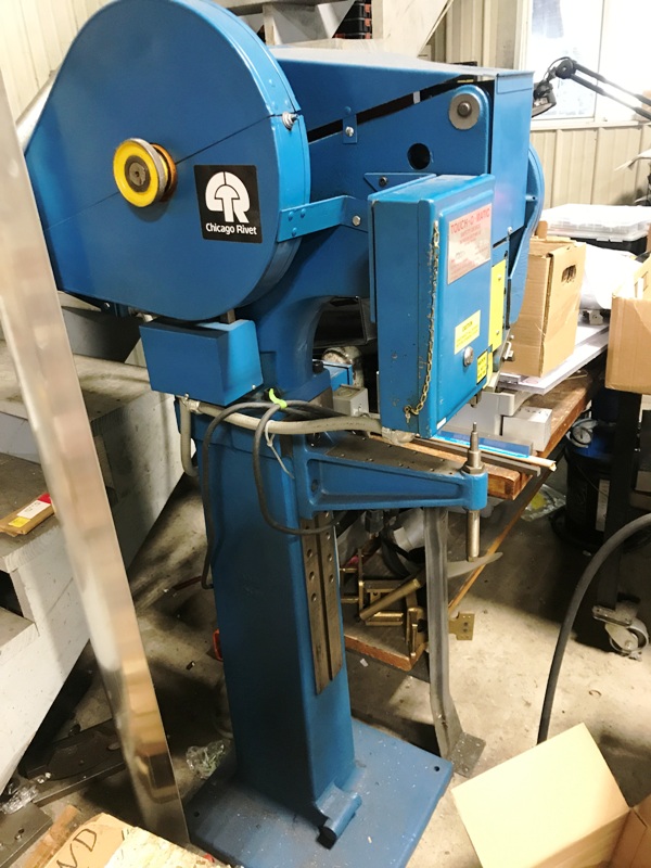 Chicago Rivet Model 912D Riveting Machine Blumberg Machinery Co.