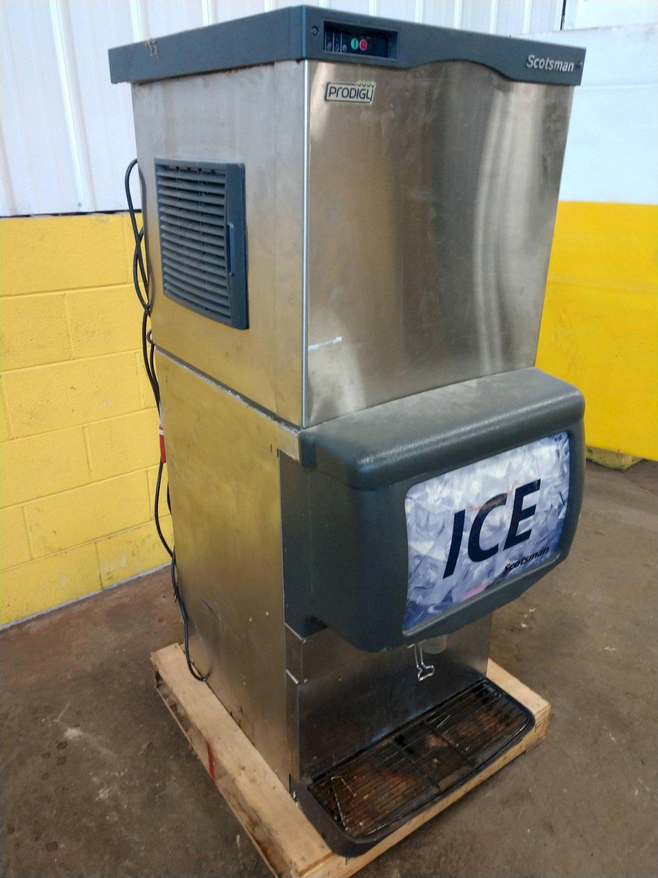 SCOTSMAN MODEL ID150B1A ICE MACHINE DISPENSER STOCK 13824