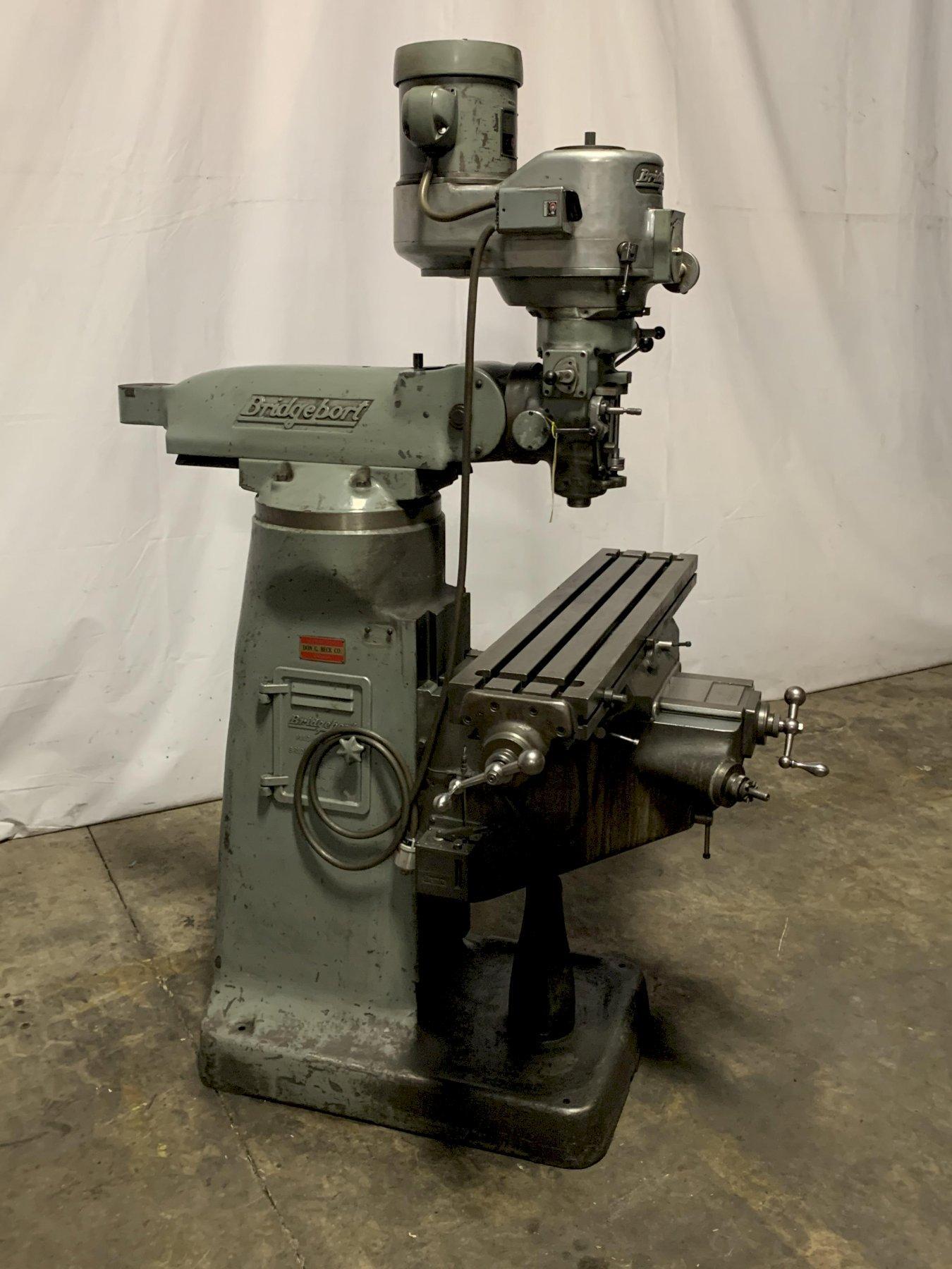 11/2 HP BRIDGEPORT VERTICAL MILLING MACHINE STOCK 10751