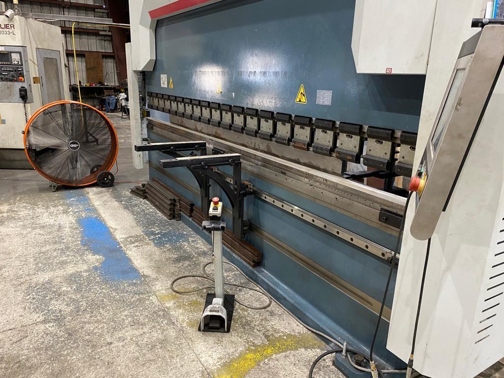 2019 Durma ADR 40220, 13′ x 242 Ton, CNC Hydraulic Press Brake Active