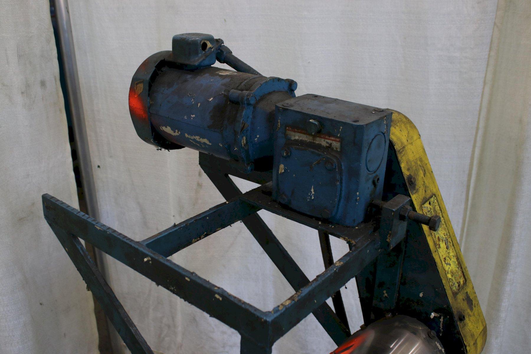 LIVONIA Conveyors Machine Hub