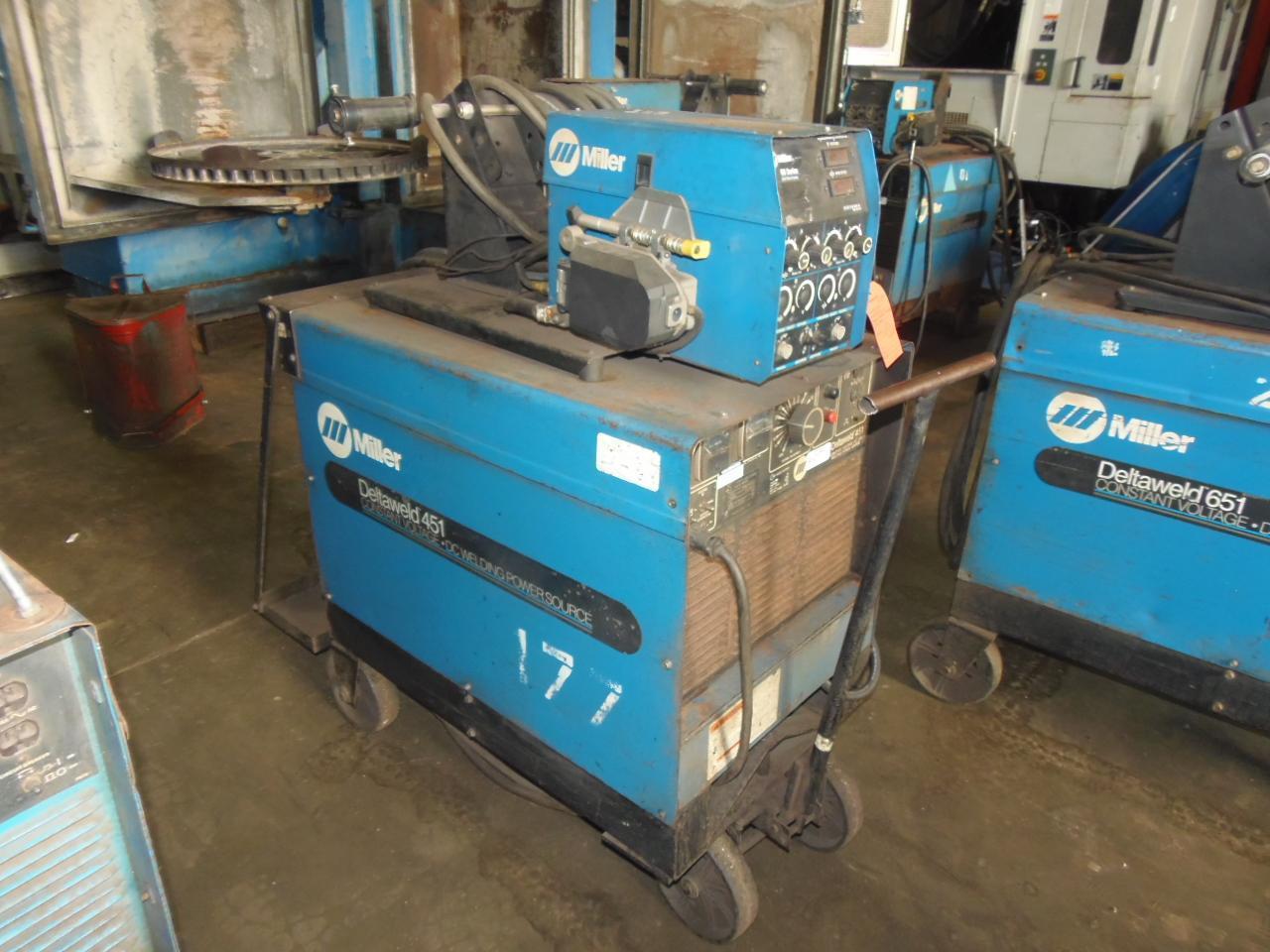Miller 450 Amp Wire Feed Welder, Model Deltaweld 451 with D64 feeder