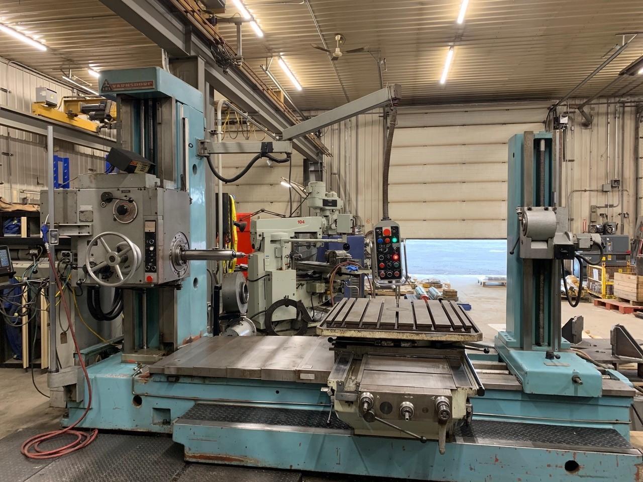 3.5″ TOS W9A HORIZONTAL BORING MILL. STOCK 0847322 G2000 Inc.