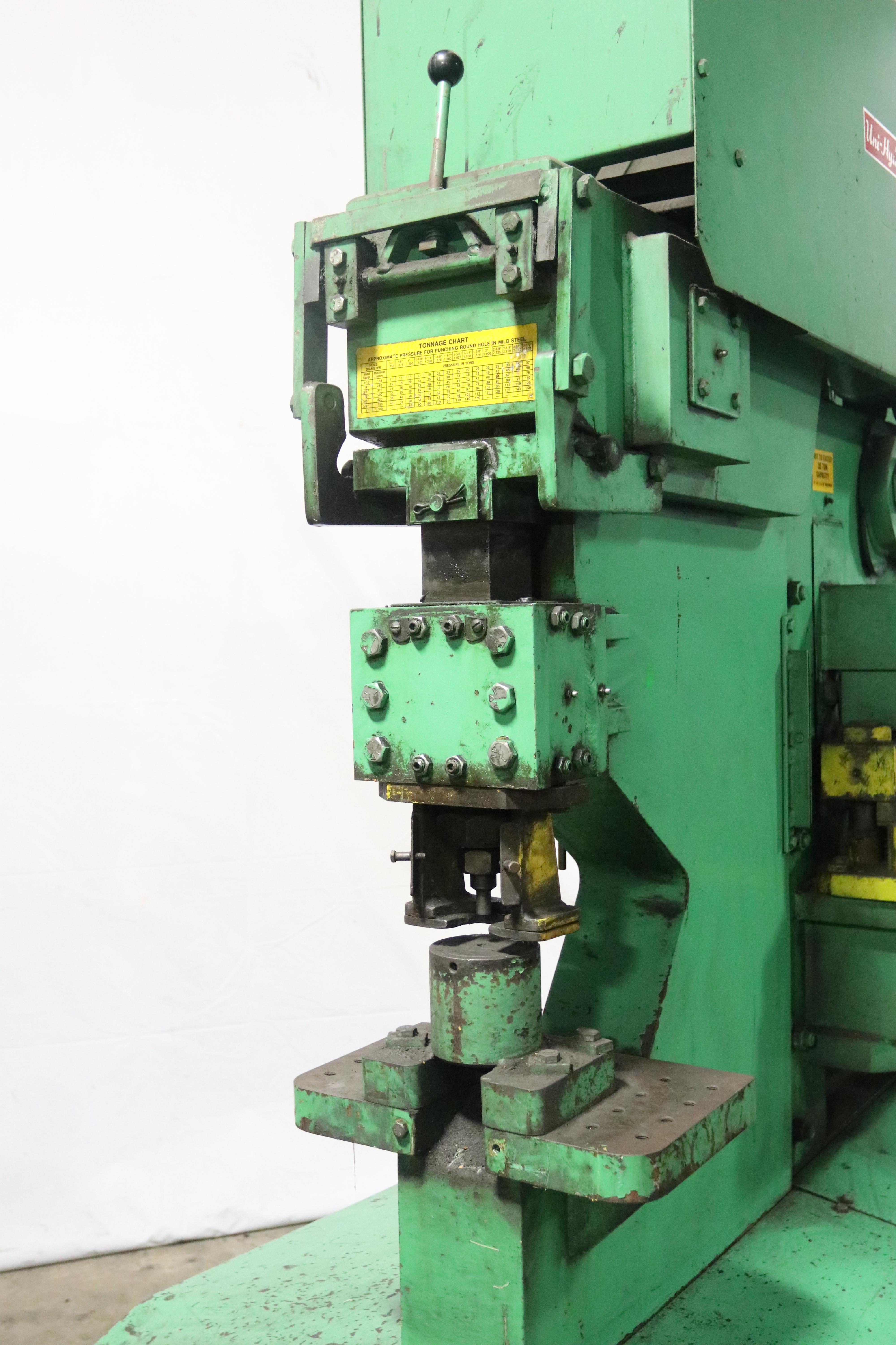 120 TON UNI HYDRO MODEL 12024 HYDRAULIC IRONWORKER STOCK 10544