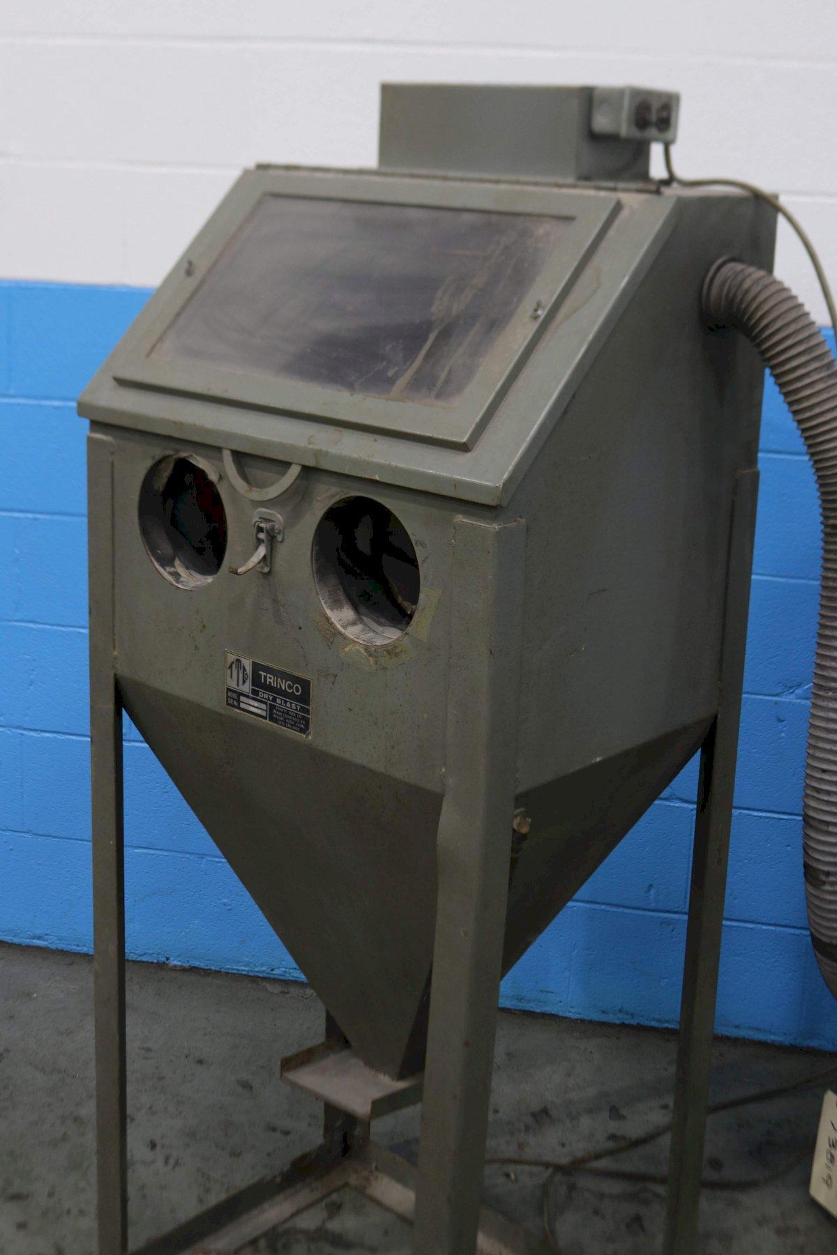 TRINCO MODEL 24 DRY BLAST DUST COLLECTOR Blumberg Machinery Co.