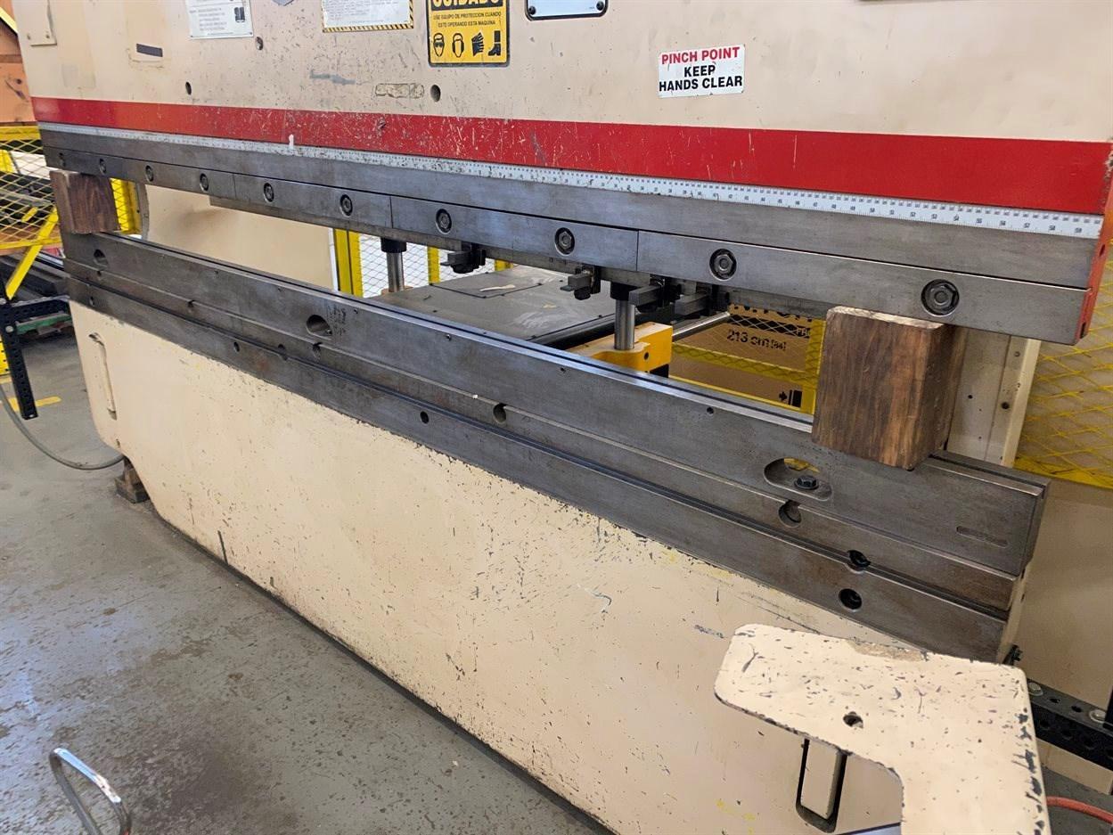 90 TON x 10′ CINCINNATI MODEL 90PF8 CNC HYDRAULIC PRESS BRAKE