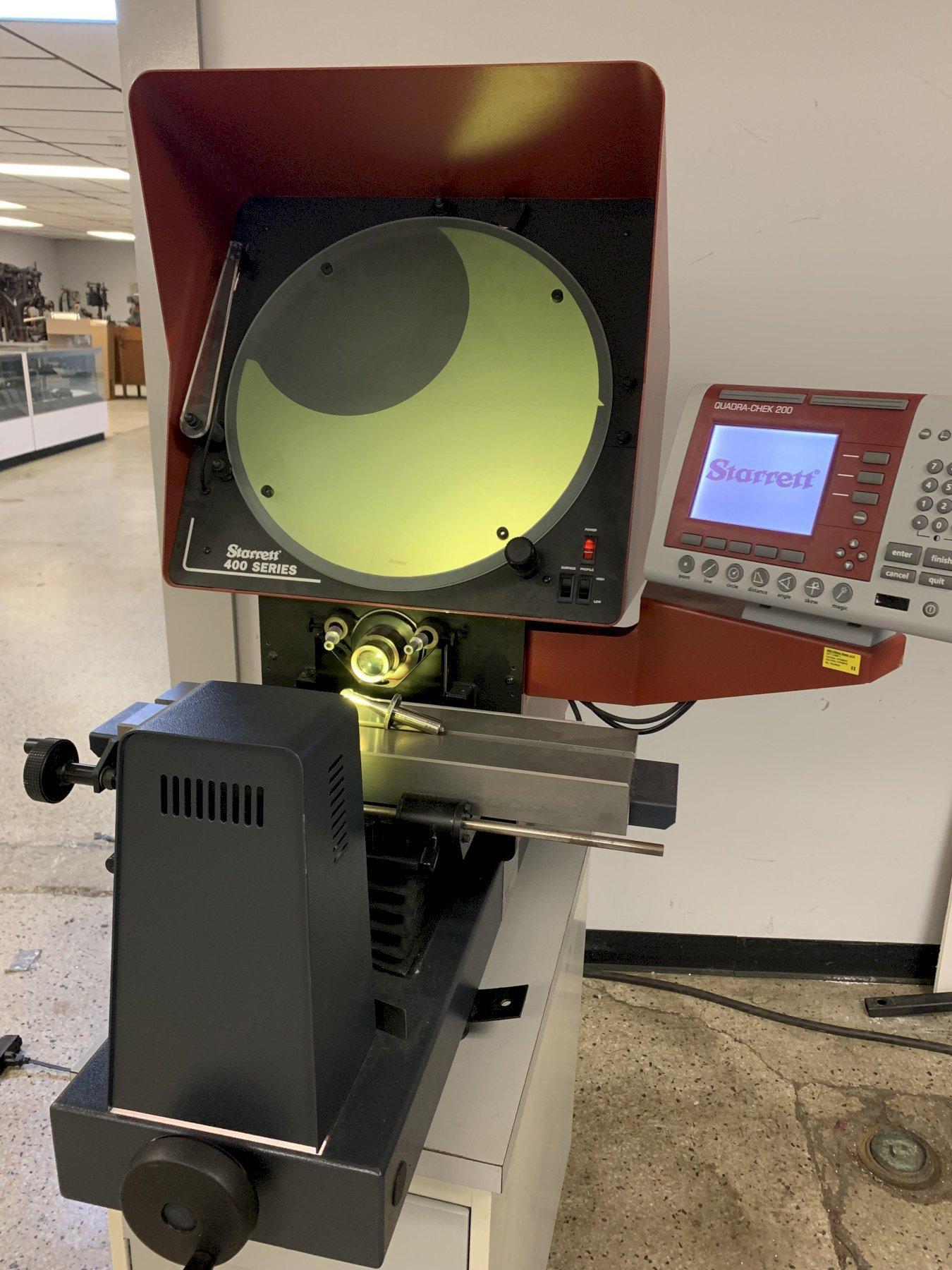 16” STARRETT Model HE400 Bench Top Optical Comparator S/N 70181.