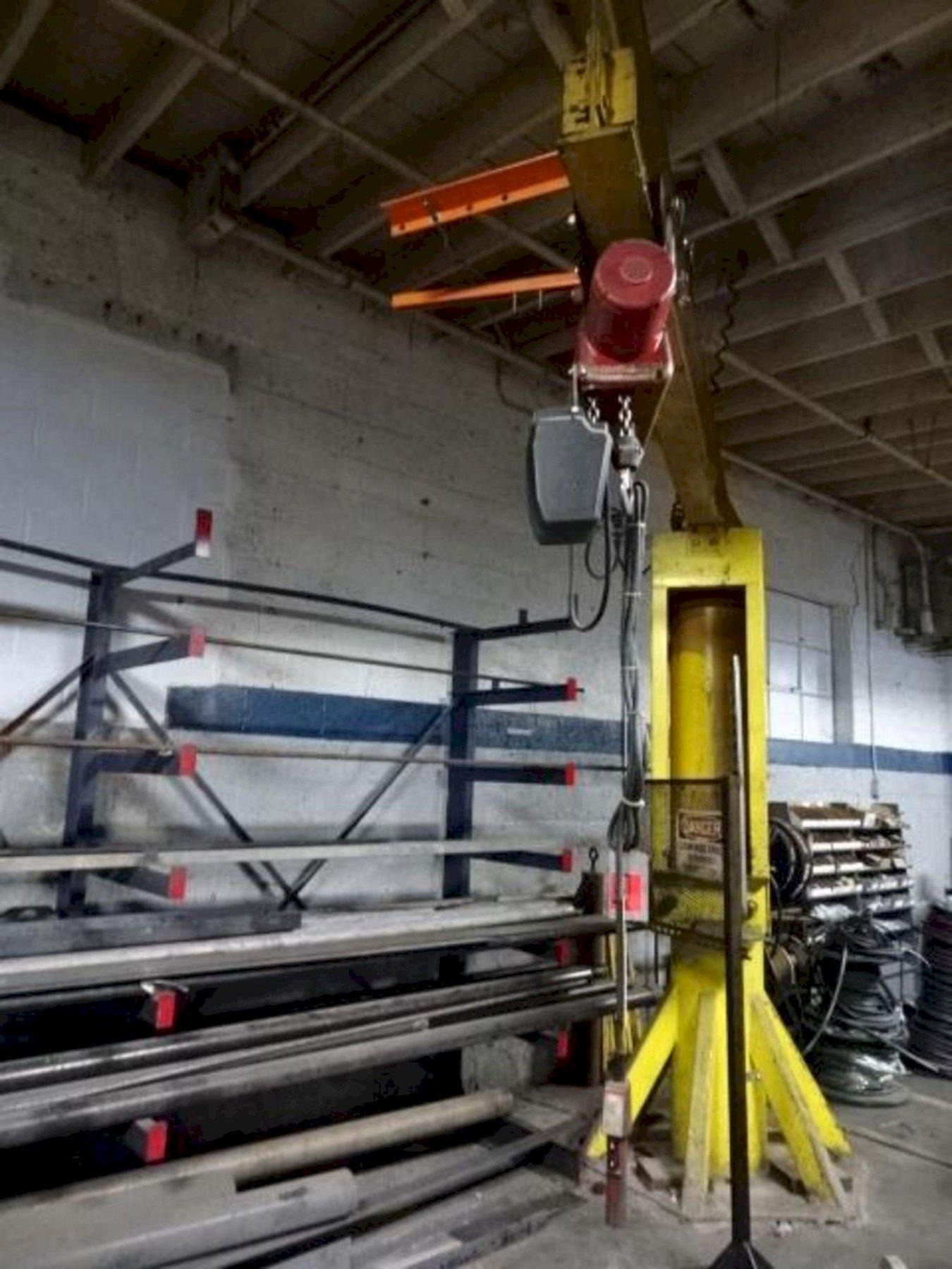 1 TON SPANCO JIB CRANE W/ ELECTRIC CHAIN HOIST. STOCK 1272623. G