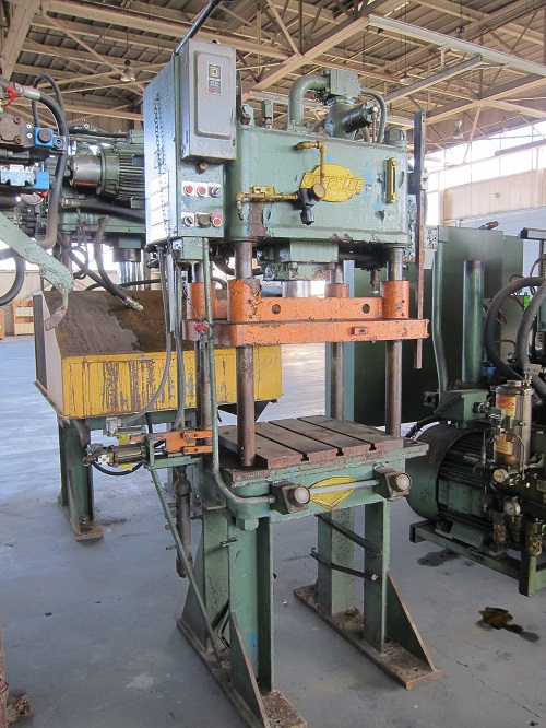 28 Ton Greenlee B&T Hydraulic 4 Post Press G2000 Inc.