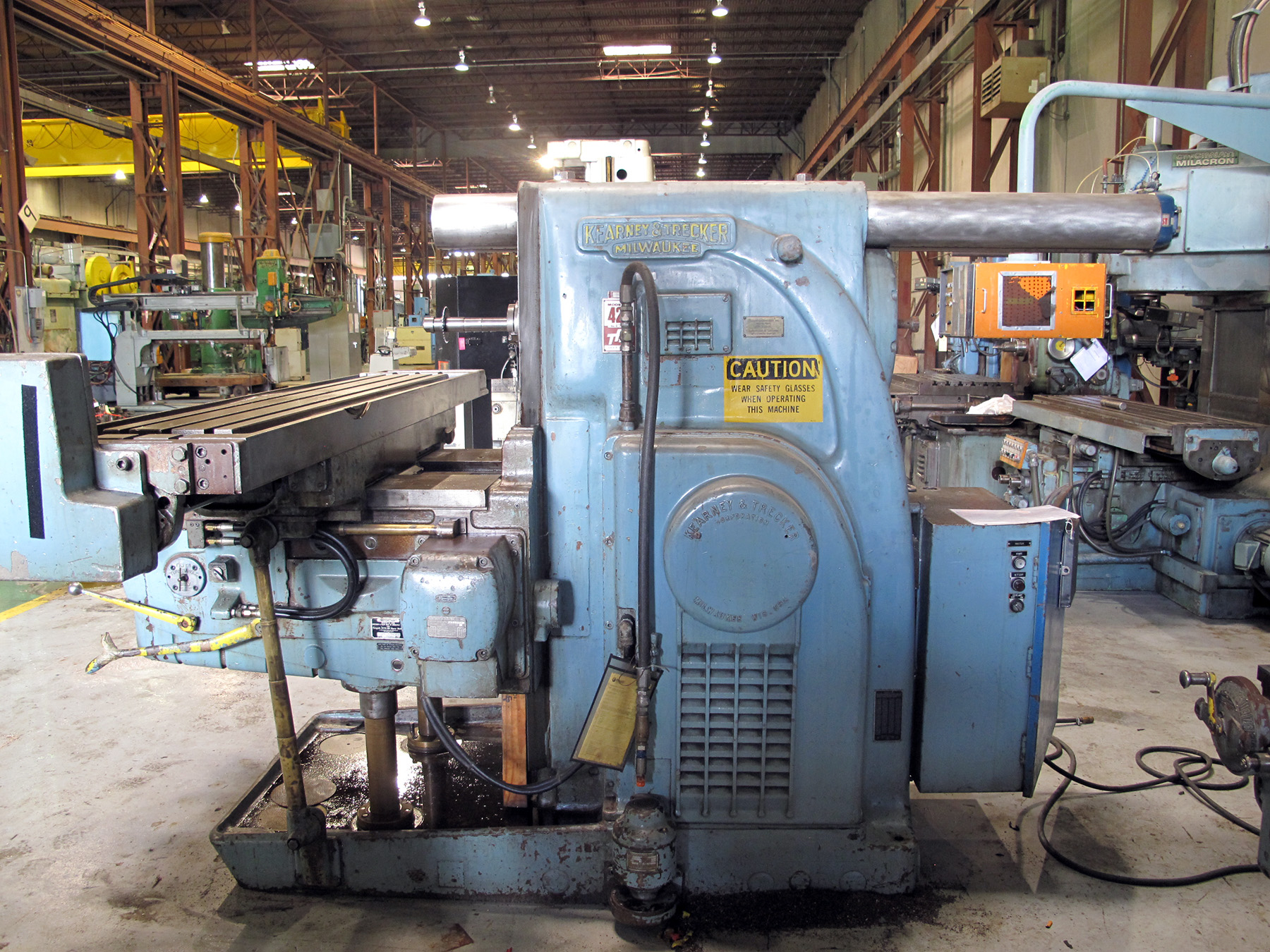 USED, KEARNEY & TRECKER MODEL 425TF PLAIN HORIZONTAL MILLING MACHINE