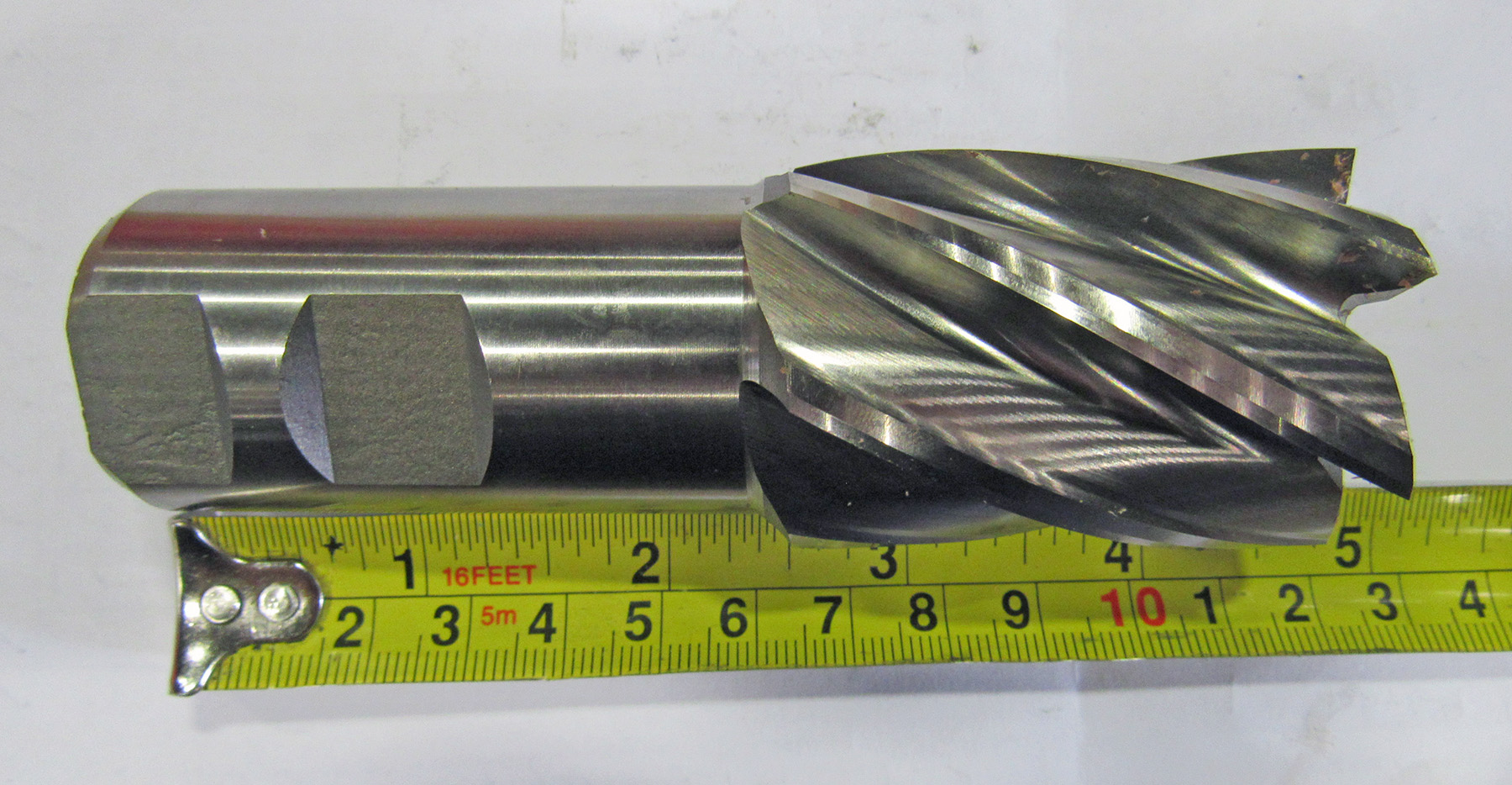 NEW, LOT OF 68 END MILLS, 11/8″ 21/4″ DIAMETER Harris Machine Tools