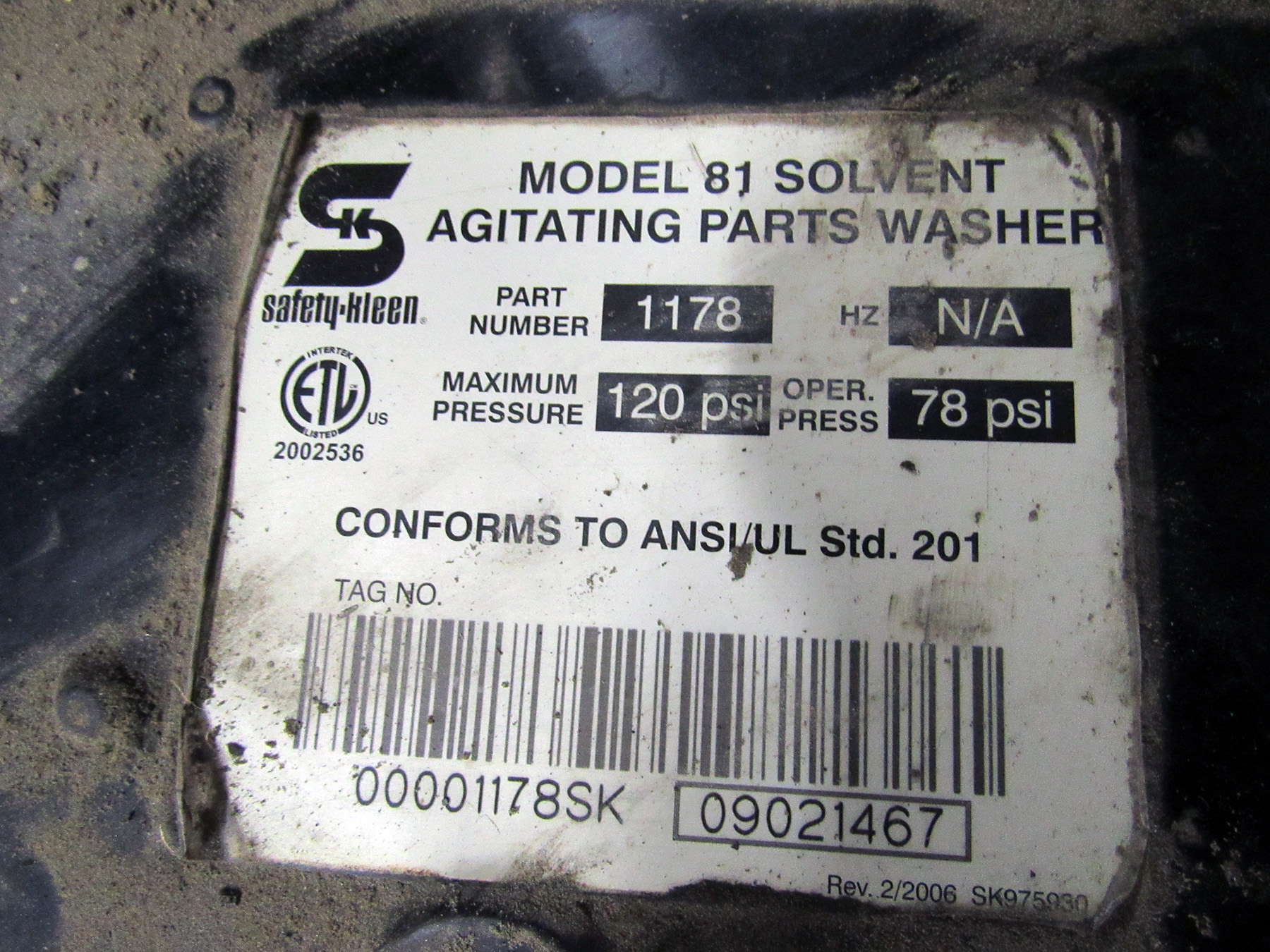 USED, SAFETYKLEEN MODEL 81 SOLVENT AGITATING PARTS WASHER Harris