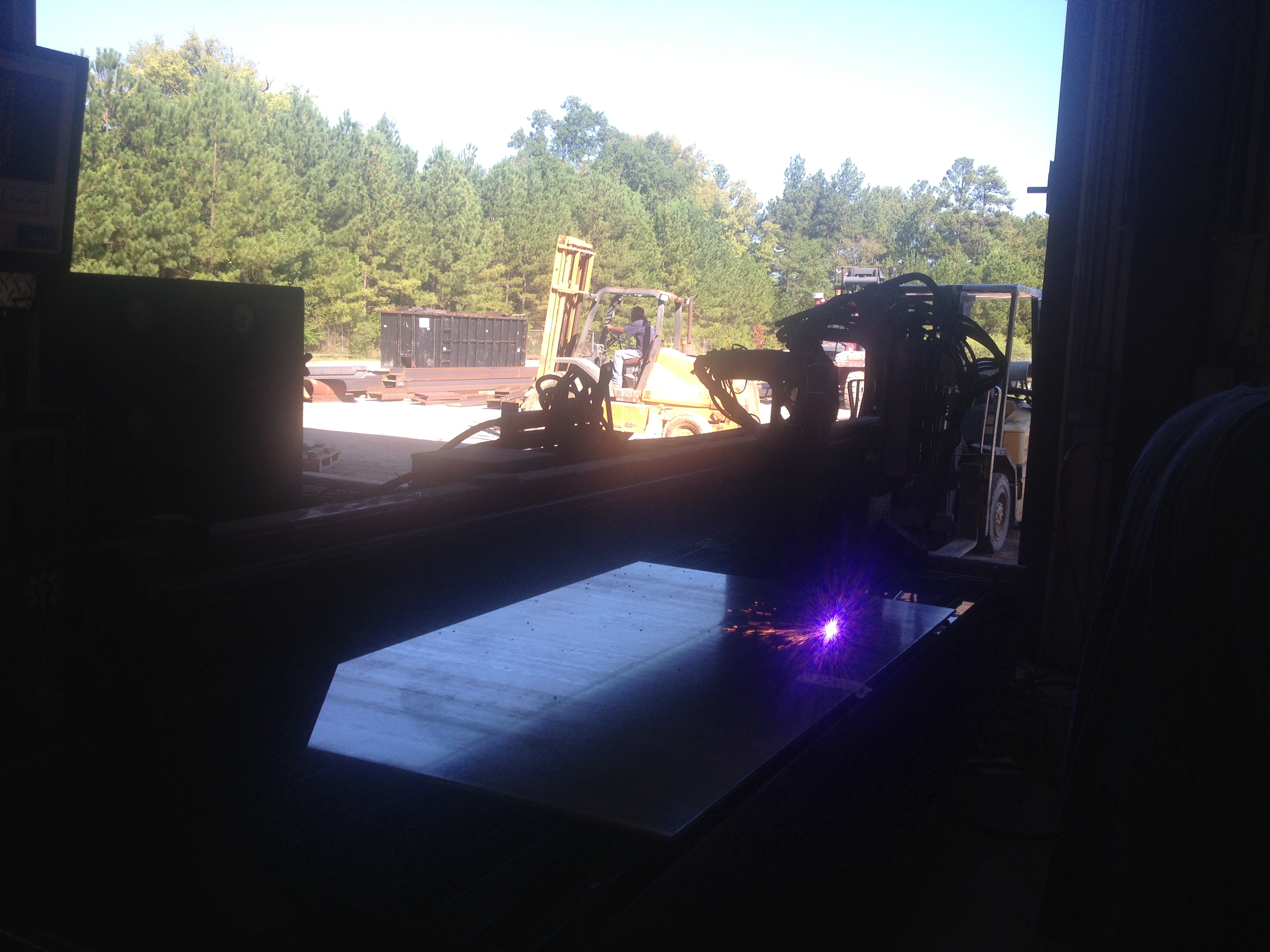 ESAB model GXB 1000 Dual Drive CNC Plasma shape cutting machine, 120” X