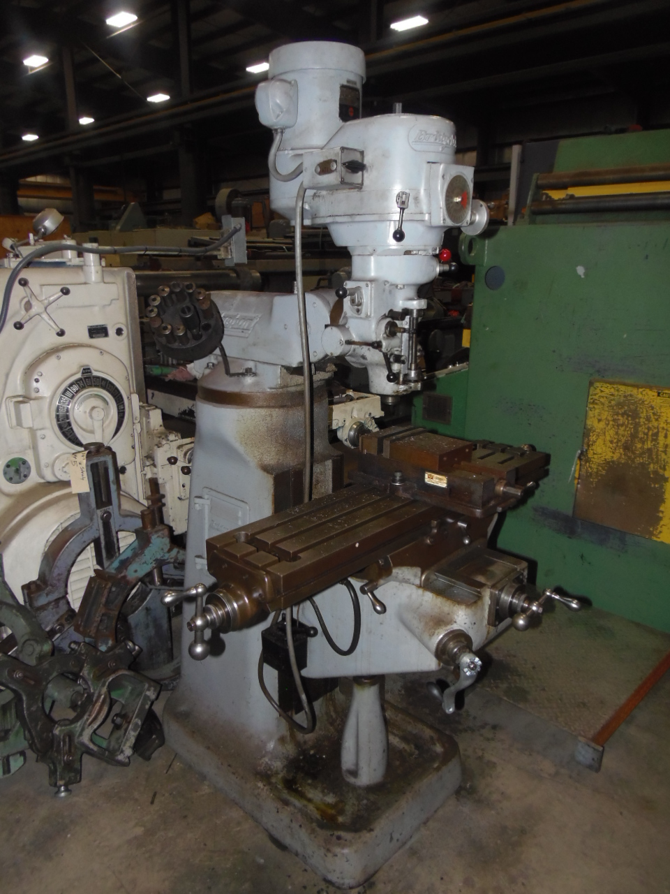 BRIDGEPORT SERIES I VERTICAL MILL, VARIABLE SPEED HEAD, 9 x 42 TABLE