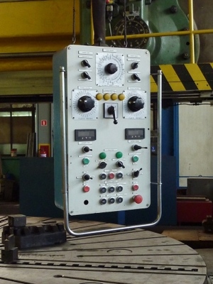 21806f