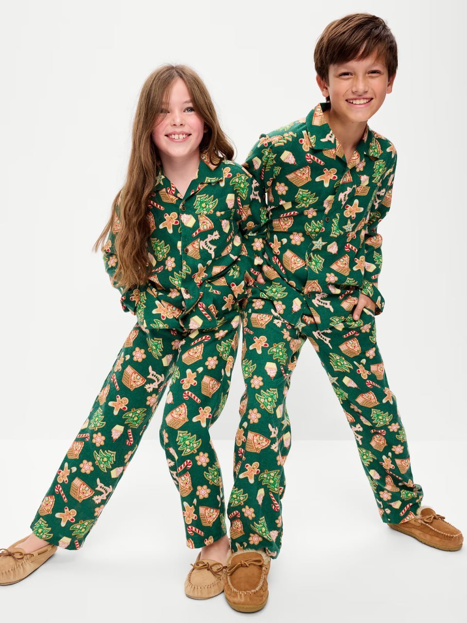 old navy Gender-Neutral Printed Flannel Pajama Pants Set for Kids