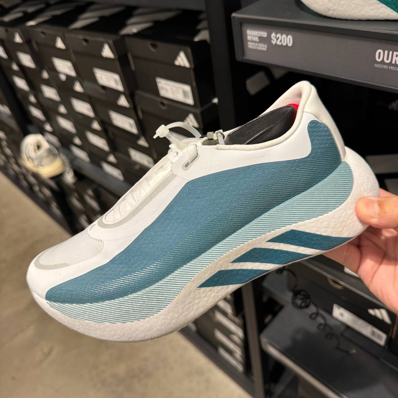 HYPERBOOST EDGE