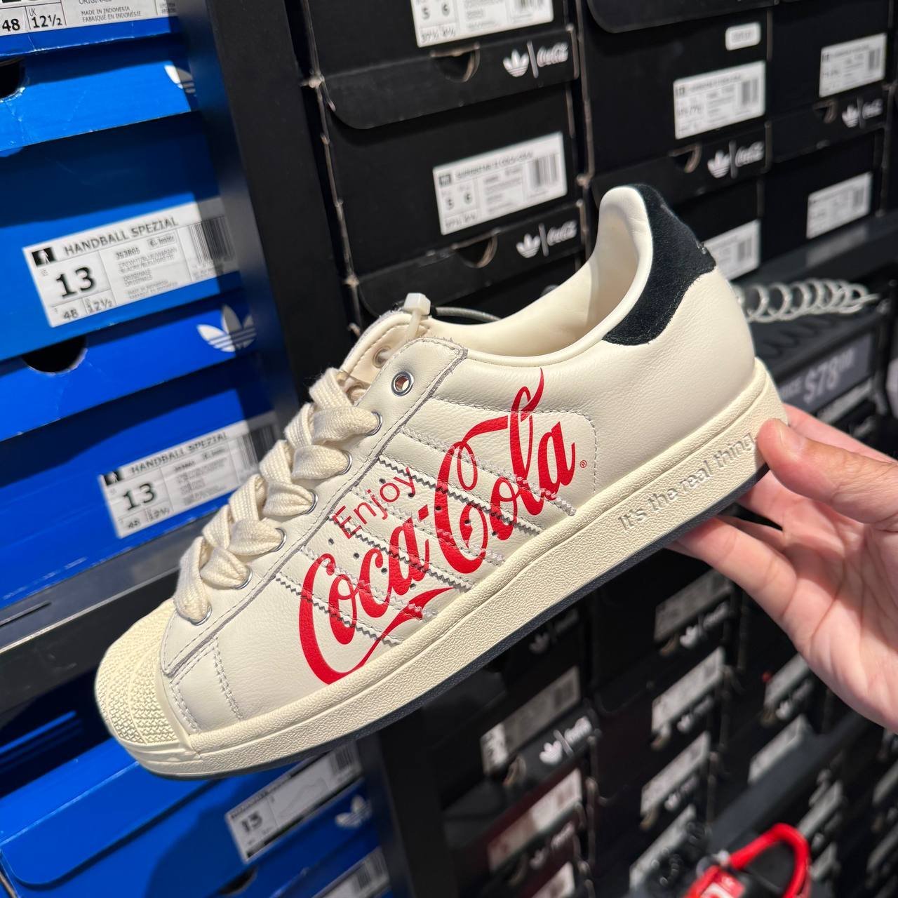 SUPERSTAR