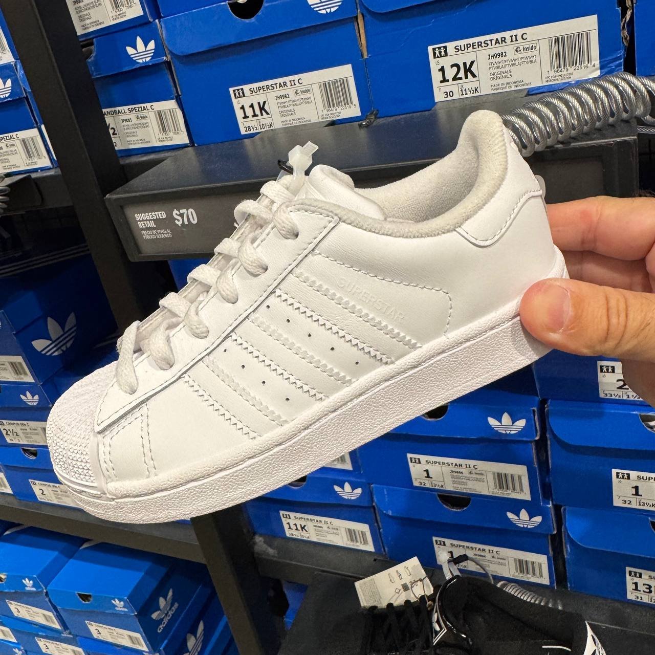 SUPERSTAR