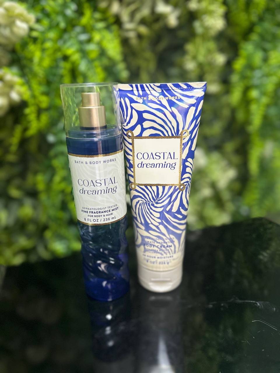 Kit Coastal Dreaming - Salgado, suave e náutico por natureza, Coastal Dreaming é nossa mais nova fragrância de baunilha com um brilho de águas profundas. Notas de ondas salgadas, baunilha reconfortante e florestas banhadas pelo sol . Notas de fragrância: sal marinho triturado, baunilha lavada pelas ondas e madeira quente.