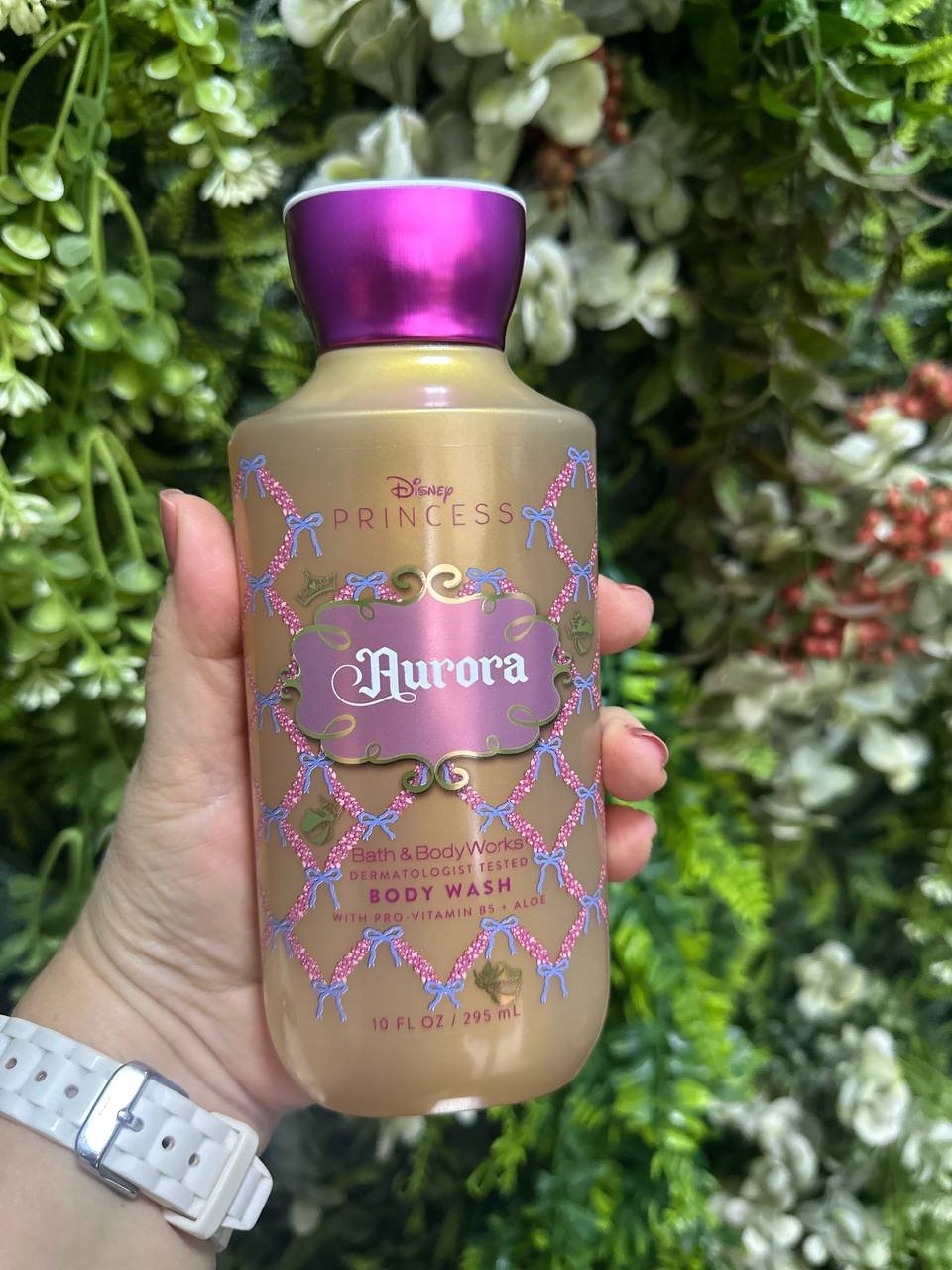 Bory Wash Aurora Coleção Princesas 
‘Aurora é uma fragrância floral delicada e elegante, com rosas suaves, sândalo cremoso e um toque mágico de pó de fada.”