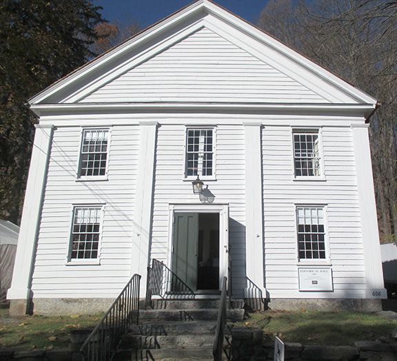 The Bedford Antiques Show Maine Antique Digest