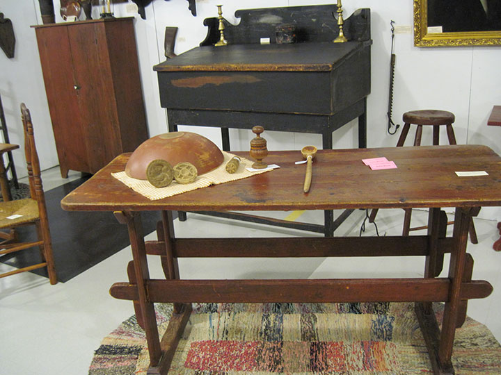 27th Country Antiques in Connecticut's Quiet Corner Maine Antique Digest