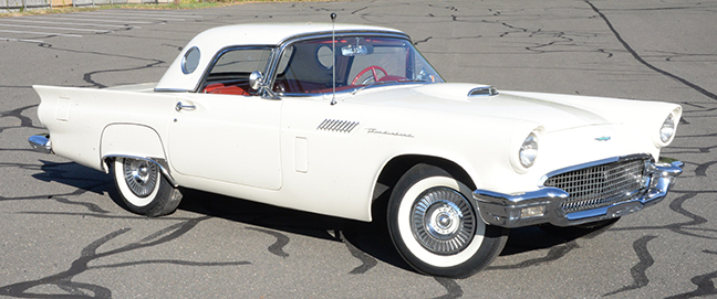 1957 Ford Thunderbird