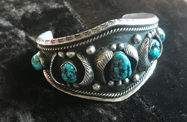 Robert Ulibarri Navajo cuff