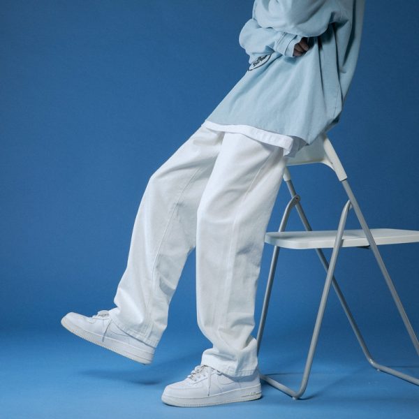 Men's Straight Leg Loose Jeans - Image 3