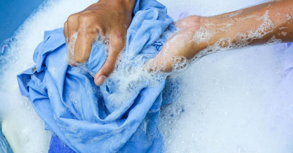 Consejos para limpiar tu ropa ante los retos de la falta de agua | Magacín