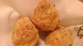 Cheddar Bay Biscuits