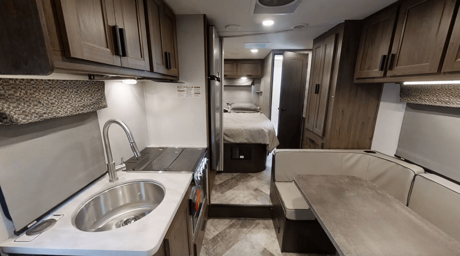 What Is the Best RV for Beginners? Camping World Blog