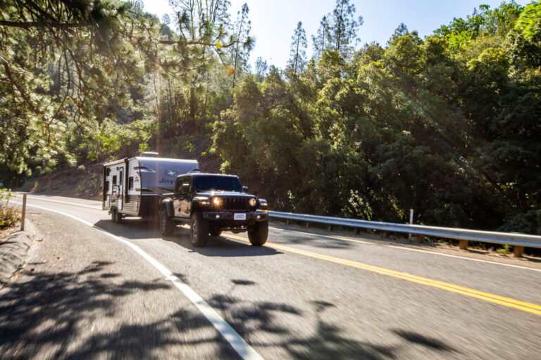 Sway Control vs. Weight Distribution What's the Difference? Camping