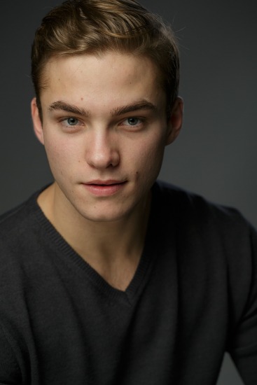Matthew Manahan - WAAPA MT - Headshots Session 