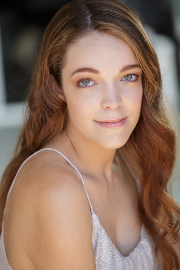 Rhiannon Garnham - Actors Headshots Photography Session