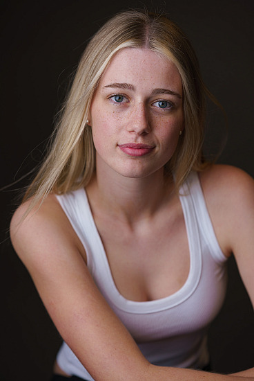 Phoebe H - Model Digitals Photography Session