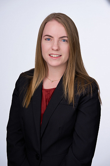 Emma F - Corporate Headshots Photography Session