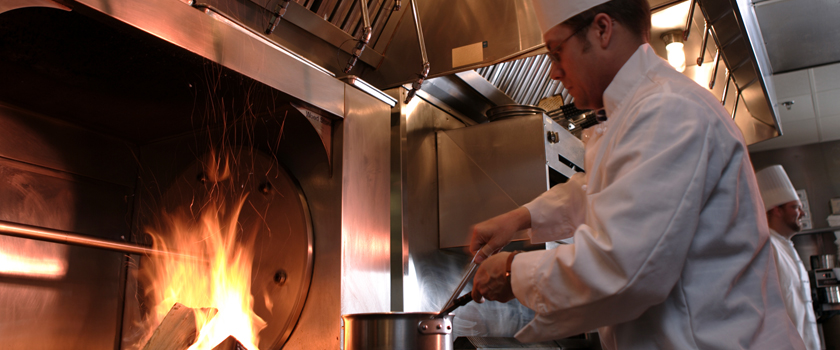 8-rules-and-you-and-your-family-are-safe-from-kitchen-hazards_L.jpg 8-rules-and-you-and-your-family-are-safe-from-kitchen-hazards_L.jpg