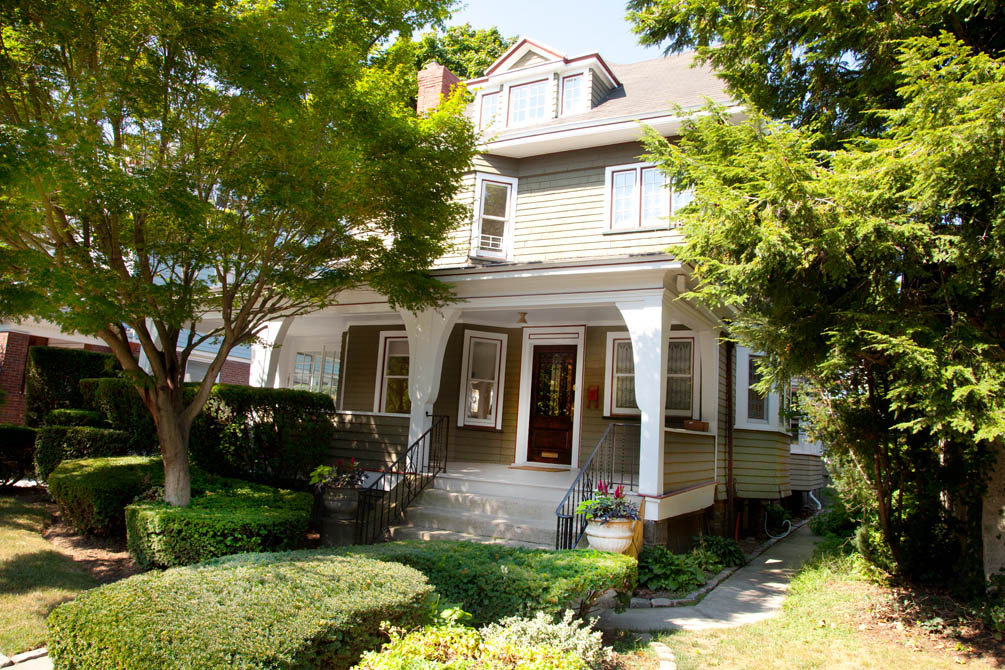 Big Bright and Beautiful Mary Kay Gallagher Real Estate