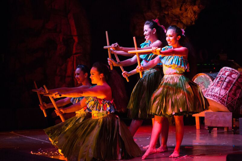 Product Kaanapali Polynesian Luau
