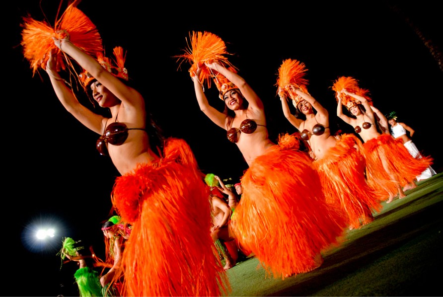 Product Traditional Hawaiian Luau