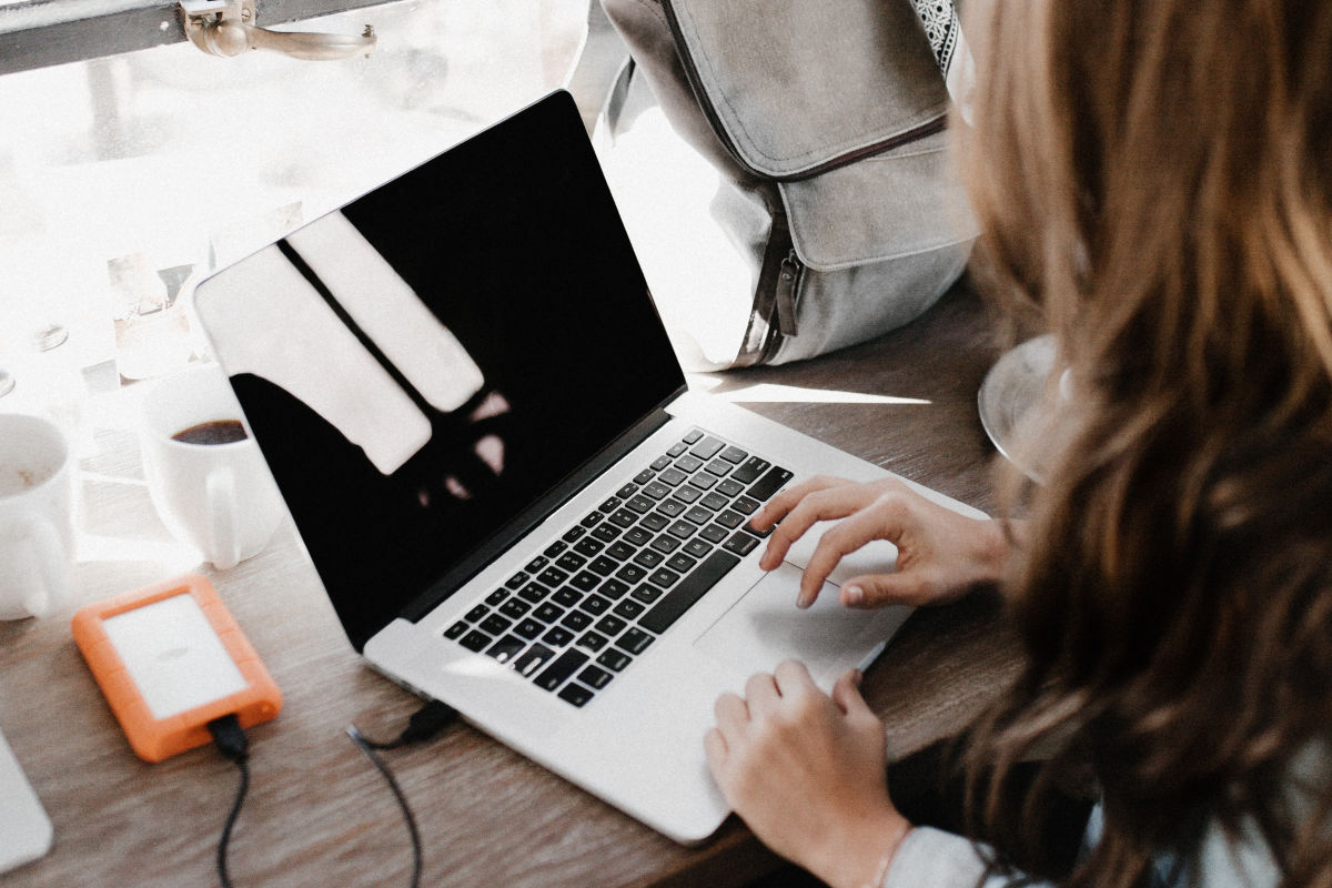 Top 5 Benefits LinkedIn Marketing Provides B2C Businesses