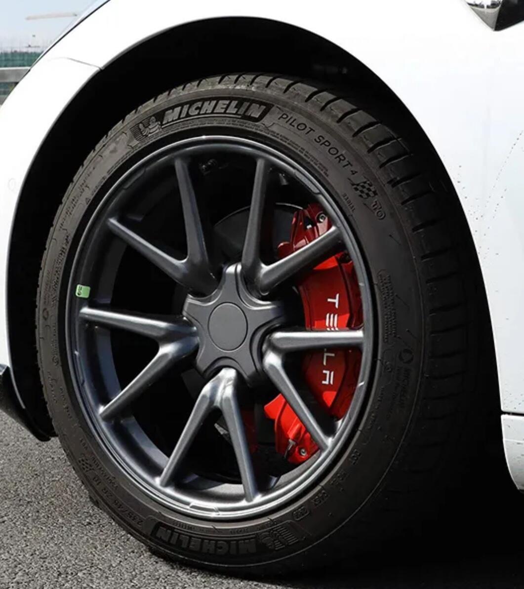 Teslahubs™ Aluminium Caliper Covers customer photo